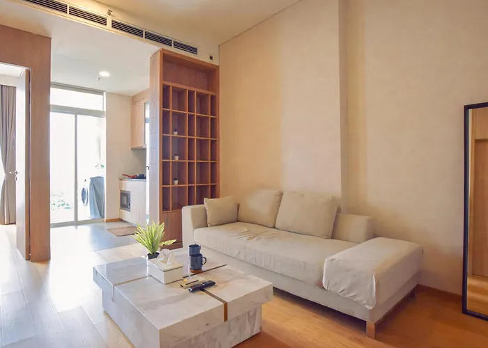 Bts Ekkamai-free Pool-bus To Pattya Bed and breakfast Bangkok